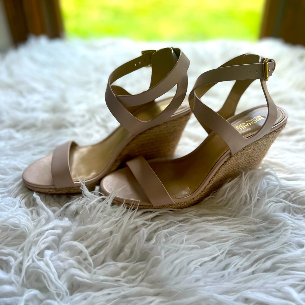 Michael Kors Nude strap heels Size 8.5